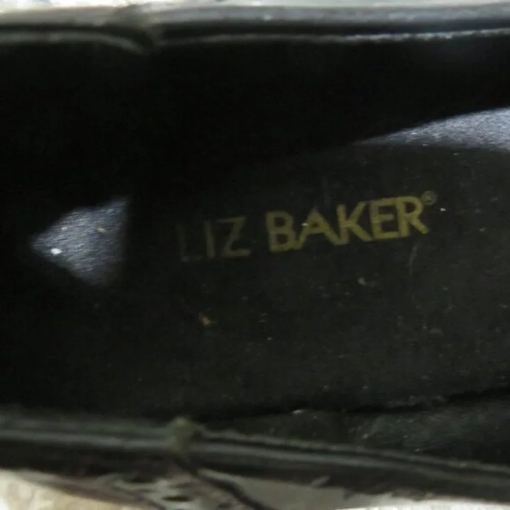 Liz Baker Classic Black Leather Block Chunky Heels Slip On dress shoes size 9